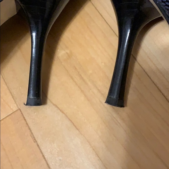 Enzo Anglioni 3.5” inch heels - Picture 7 of 8